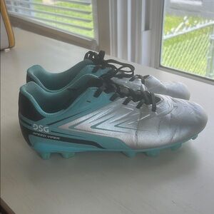 DSG Speed Viper Cleats - Metallic Silver and Aqua